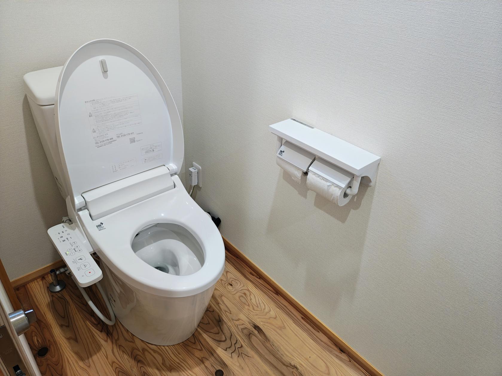 管理棟（シャワールーム、キッズスペース、レンタル用品、売店）-4
