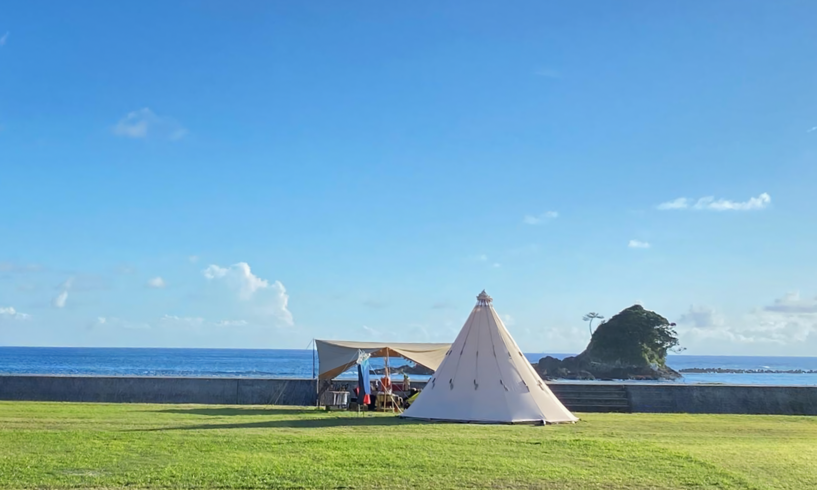 キャンピングカーでキャンプへ行こう！-0