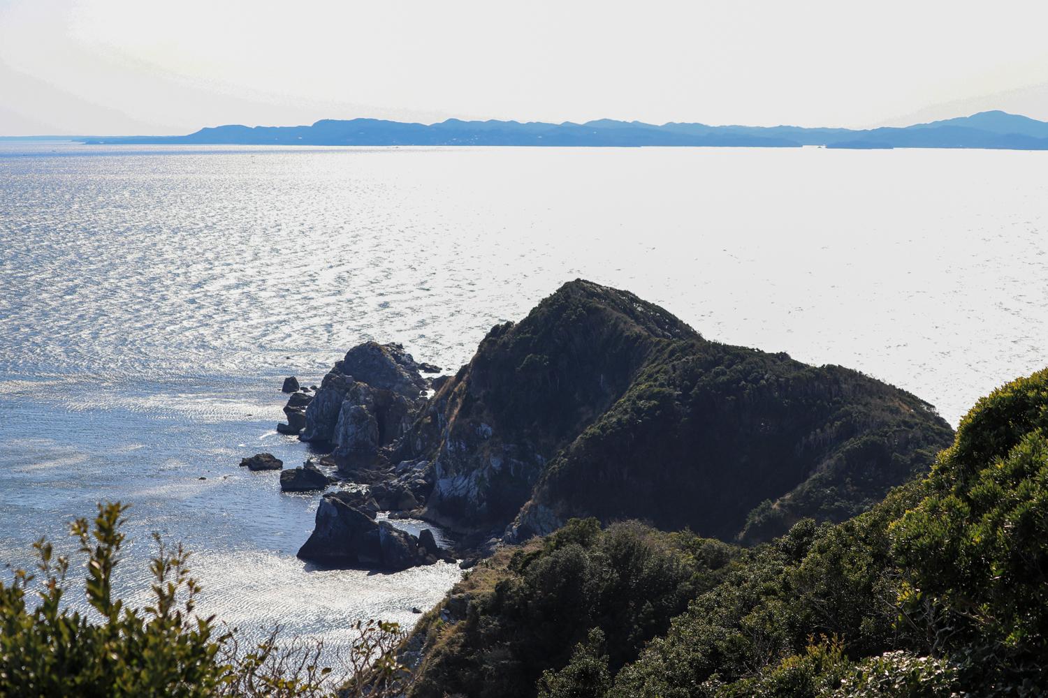 鳥羽の離島紹介その４ あの蒼ざめた海の彼方で「神島（かみしま）」-0