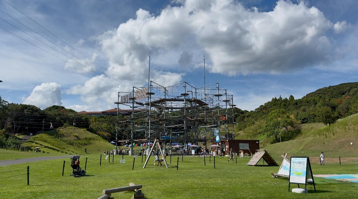 世界最大級スケール！全身で挑む「クライミングタワー」-1