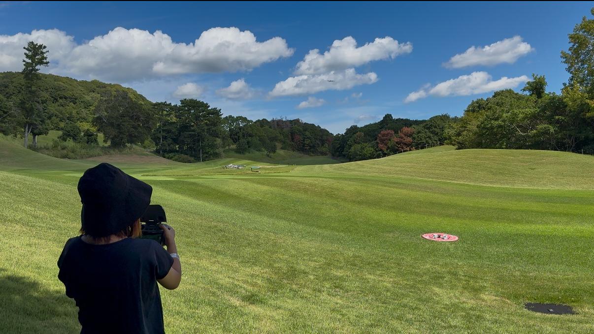 家族の思い出を空から撮影！「ドローンガーデン」-2