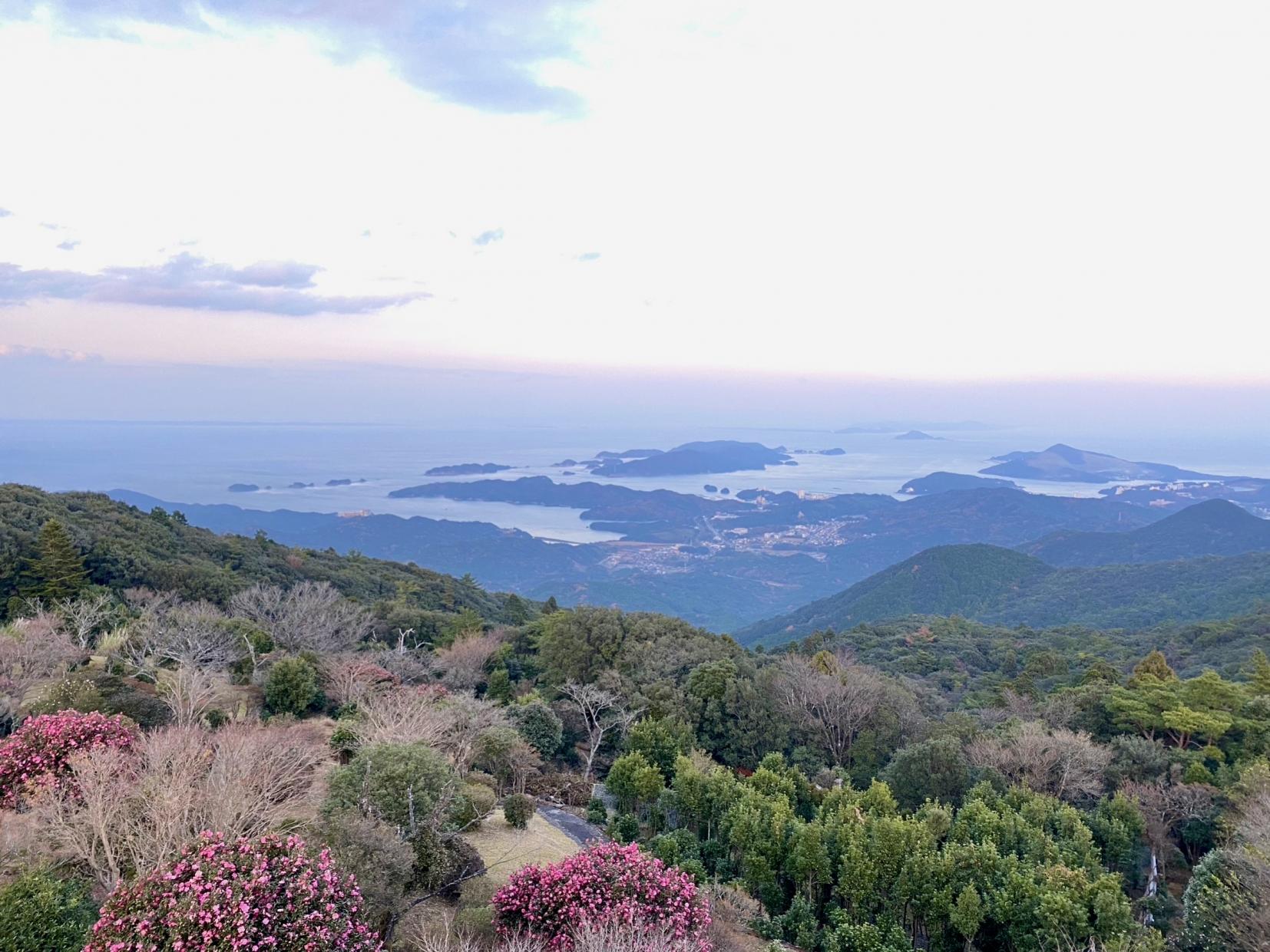 楽しみ方が沢山！山頂広場-2