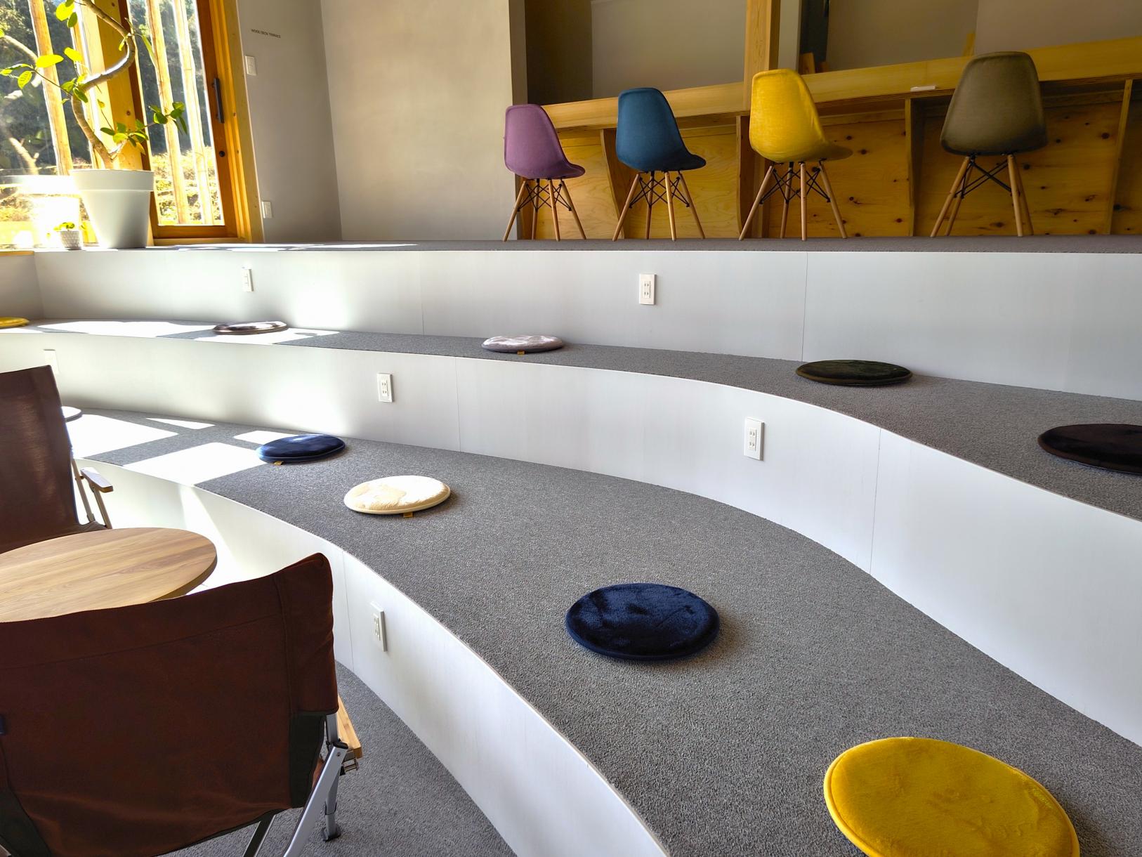 コワーキングスペース（棚田ラウンジ・個室）-2