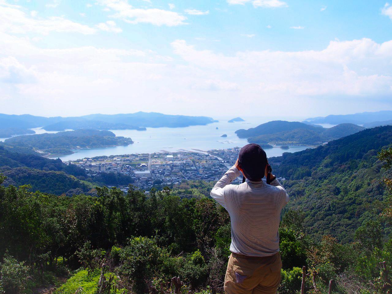 山頂から美しい五ヶ所湾を望む-4