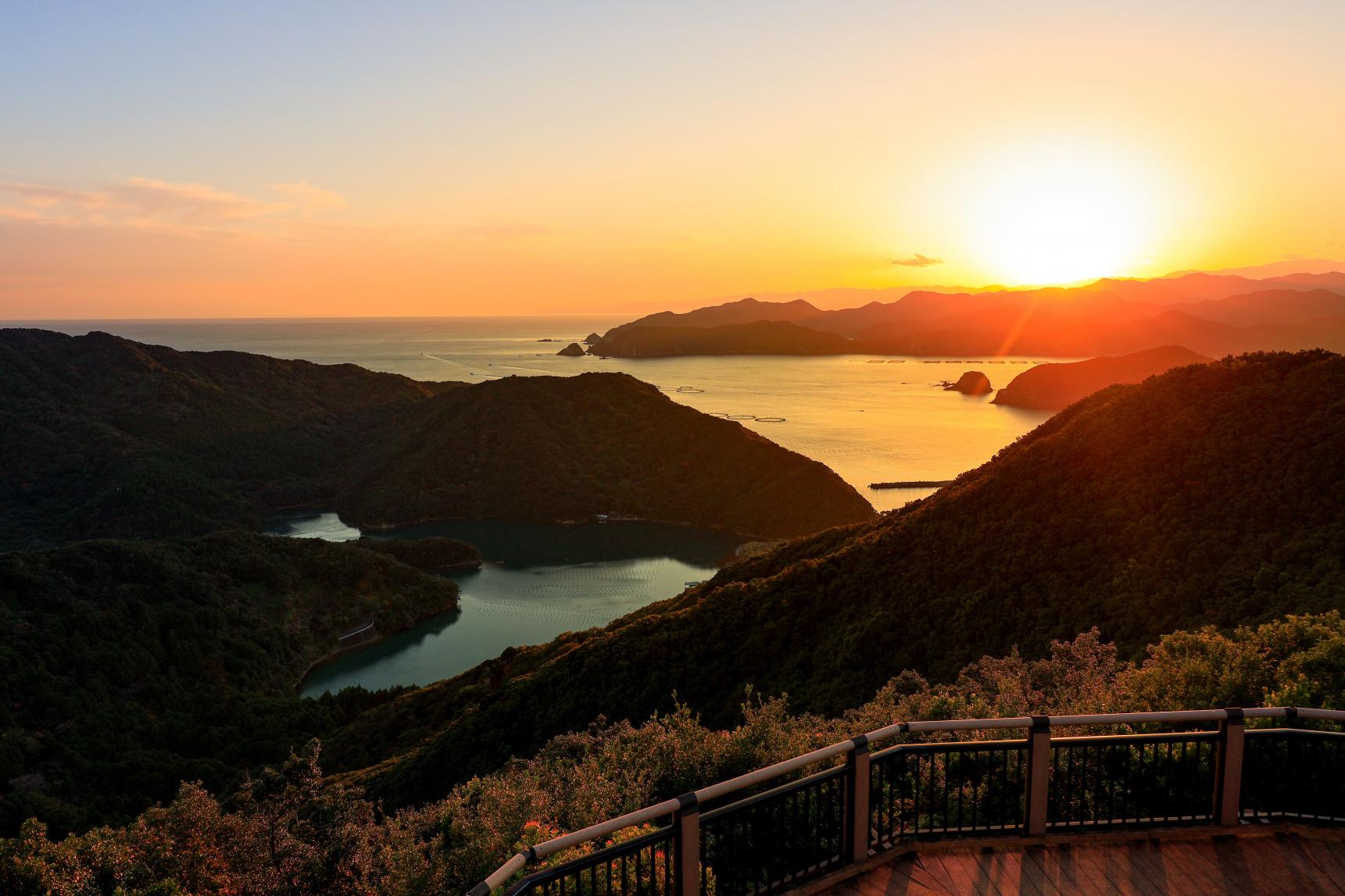 番外編② 幻想的で美しい夕焼け-1