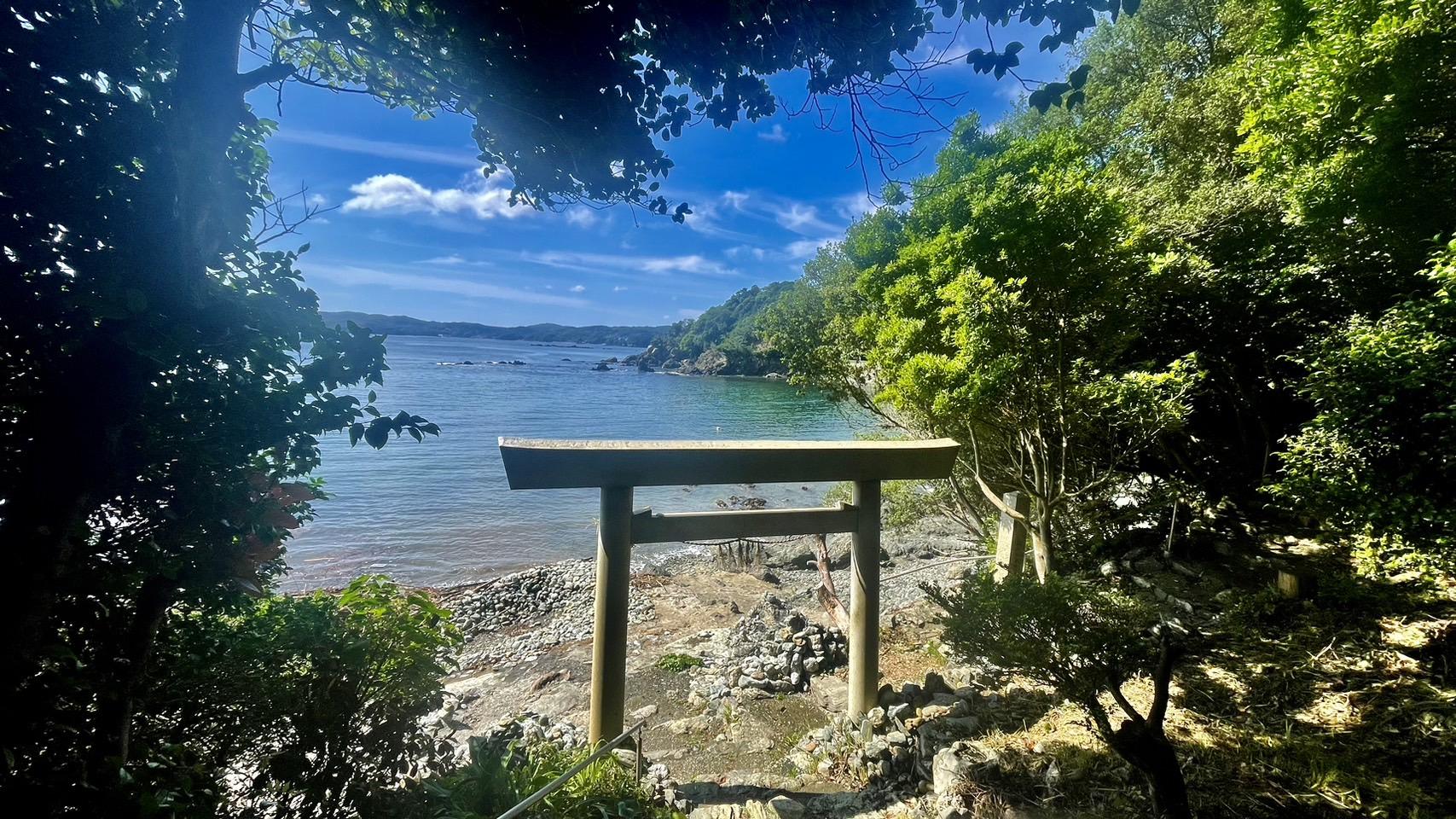 鳥羽三女神の一社、伊射波神社へ。縁結びと海上安全を願う30分の絶景ハイキングと、御朱印の受取り方までご紹介します！-1