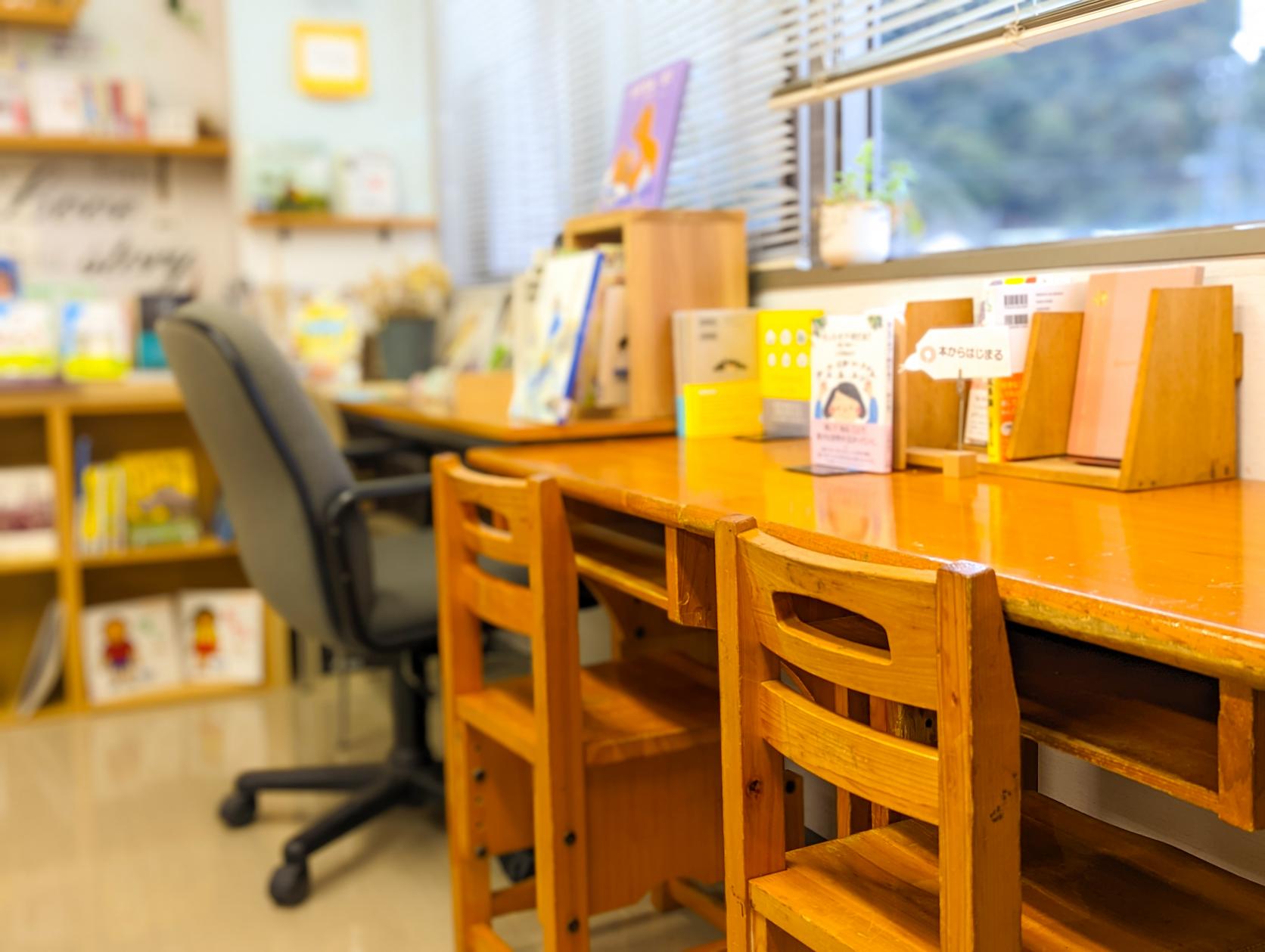 なんとうふれあい図書室-7