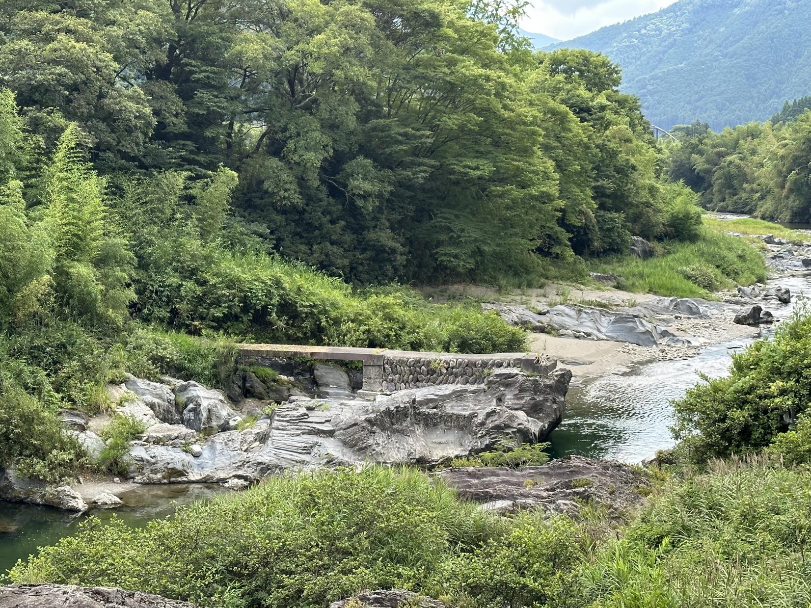 七日市の沈み橋-1