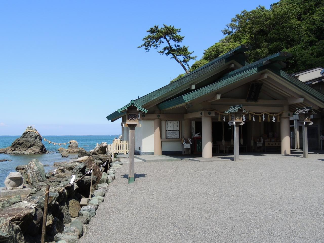 Sanctuaire de Futami Okitama (les rochers mariés Meoto Iwa)-8