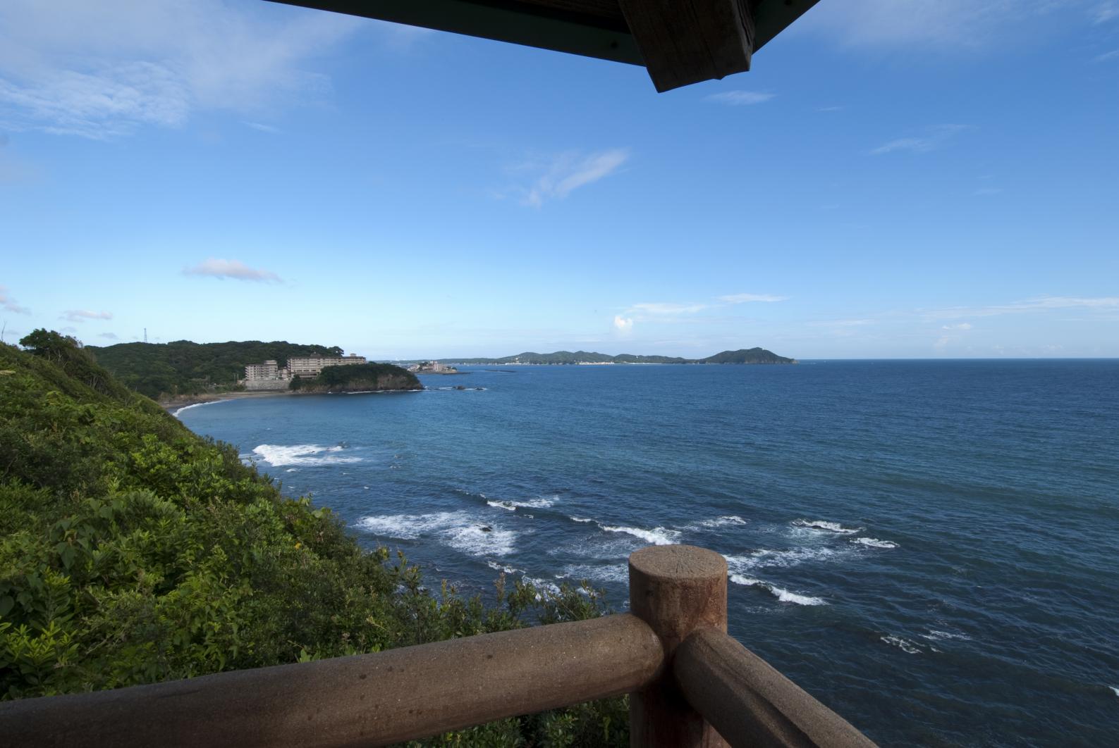 磯笛岬展望台-1