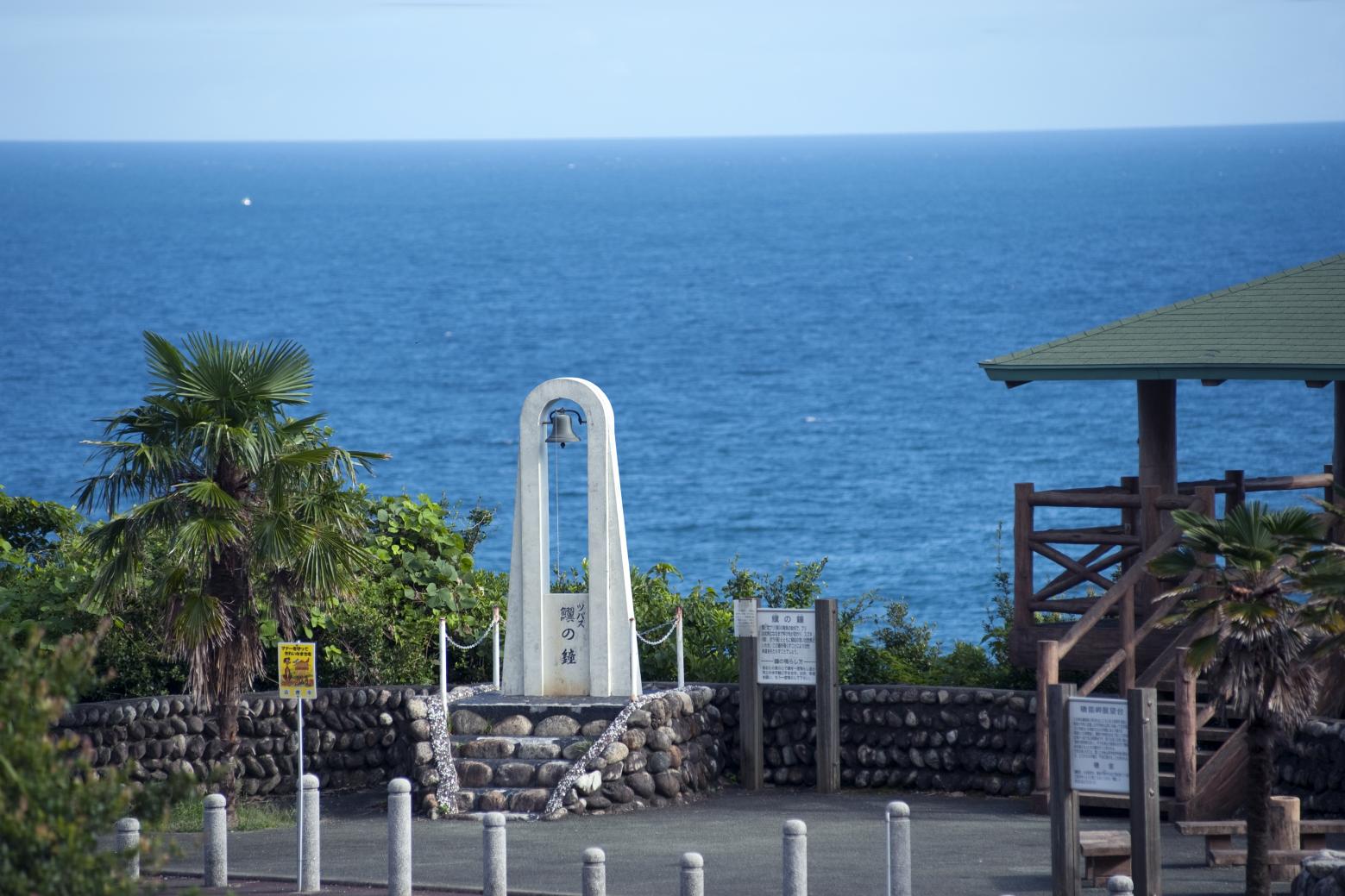 磯笛岬展望台-1