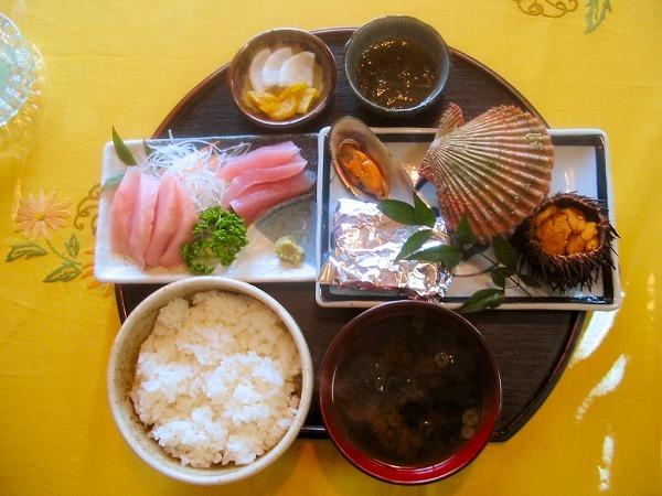 丸魚水産 丸魚食堂 グルメ みやげ 伊勢志摩観光ナビ 伊勢志摩観光コンベンション機構公式サイト 丸魚水産 丸魚食堂 グルメ みやげ 伊勢志摩観光ナビ 伊勢志摩観光コンベンション機構公式サイト