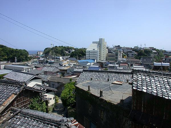 産屋坂1