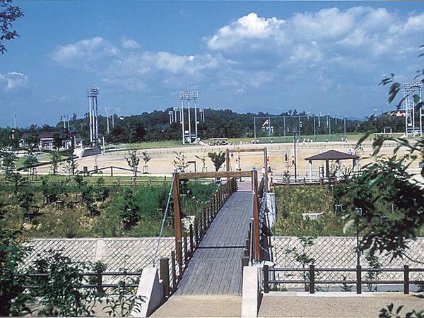 大仏山公園スポーツセンター-0