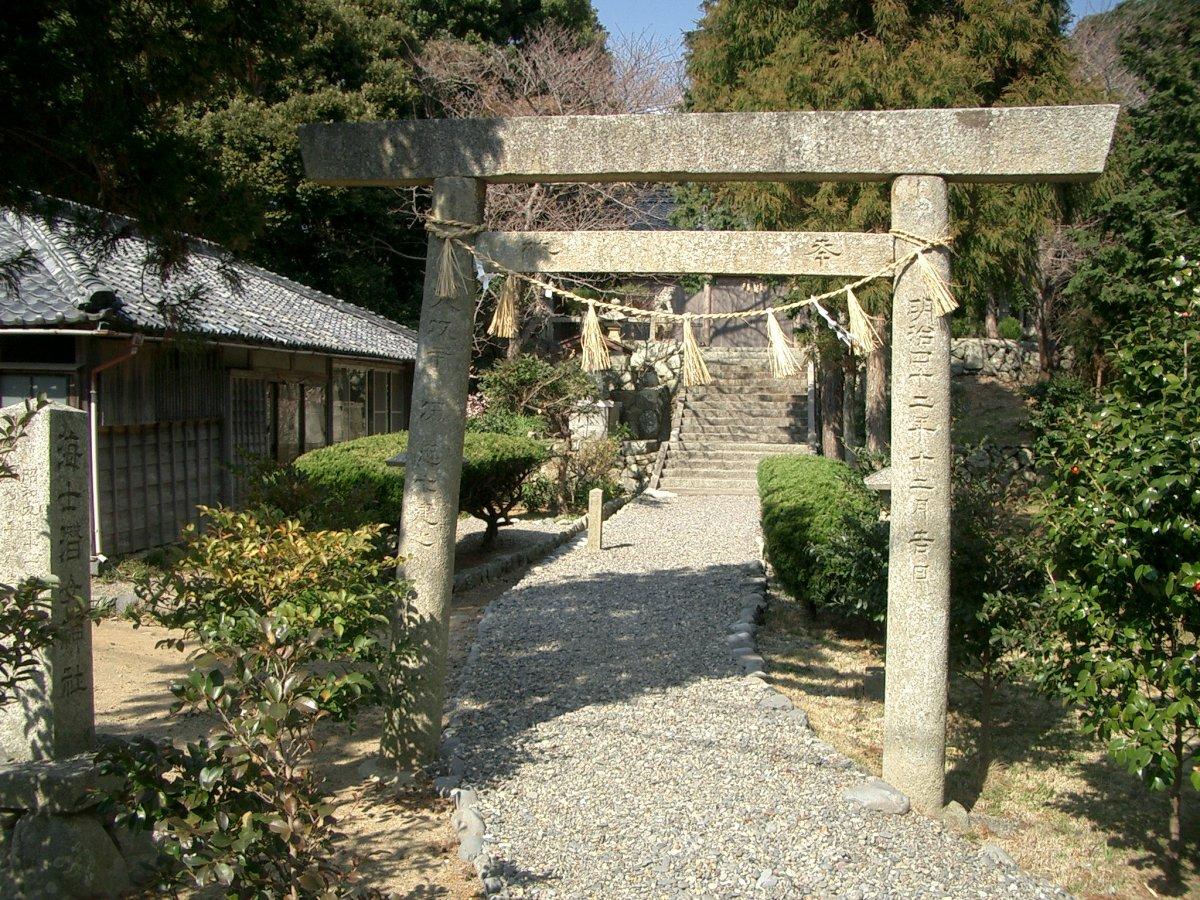 海士潜女神社-3