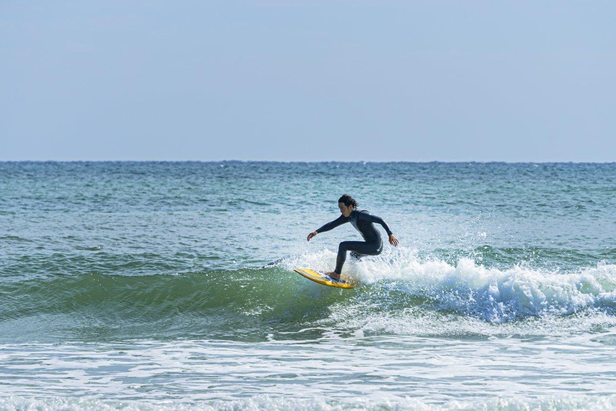 Plage de sable blanc Kō (Kō no shirahama)-2