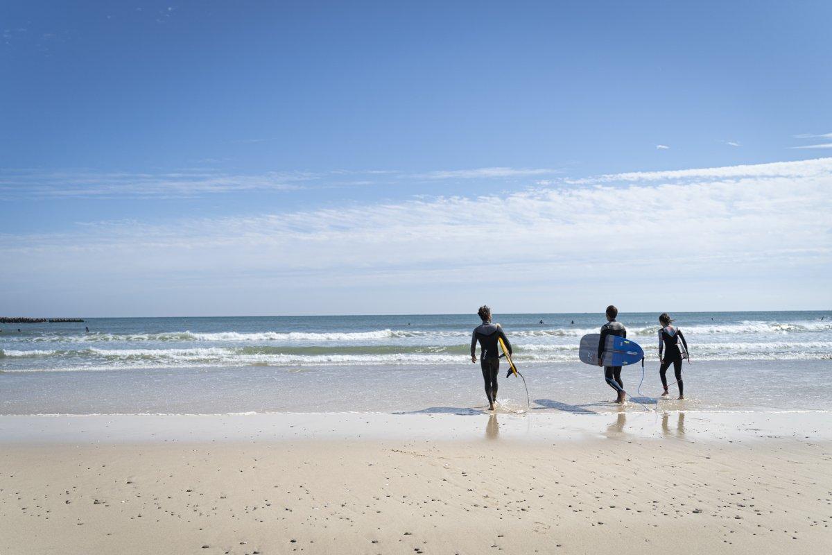 Plage de sable blanc Kō (Kō no shirahama)-1