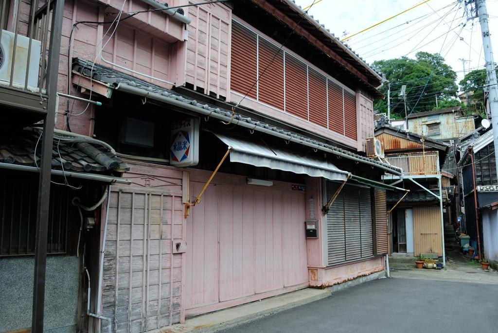 江戸川乱歩の妻隆さんの生家　旧村万商店-2