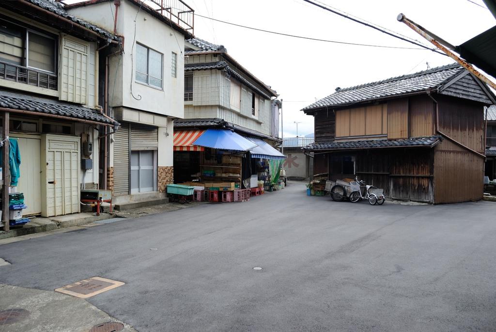 江戸川乱歩の妻隆さんの生家　旧村万商店-3