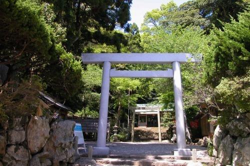 神社外観