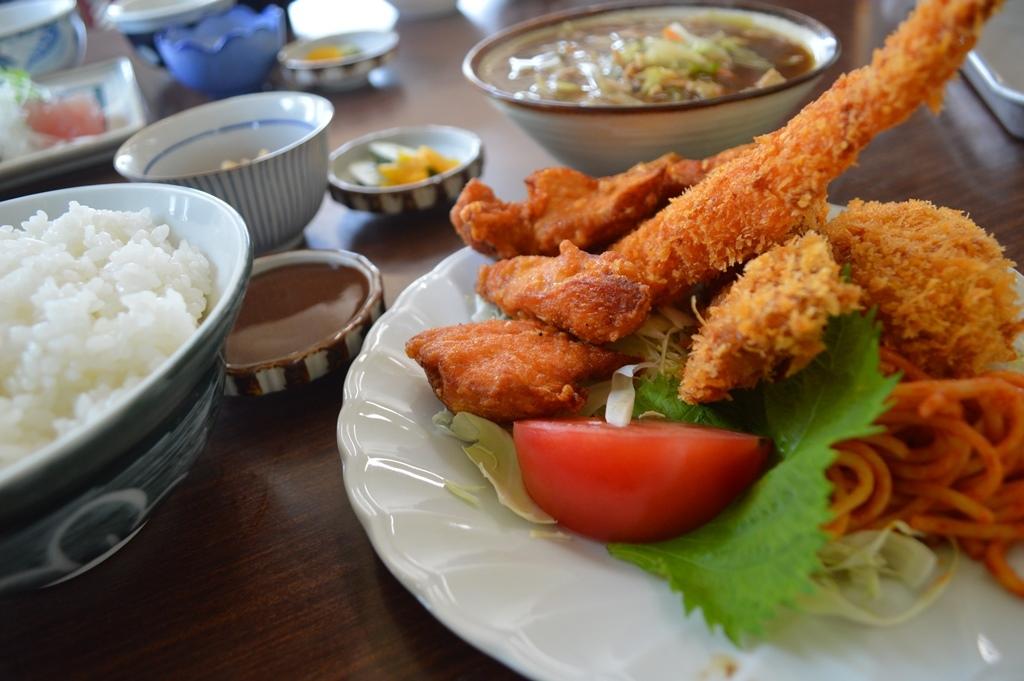 ミックスフライ定食