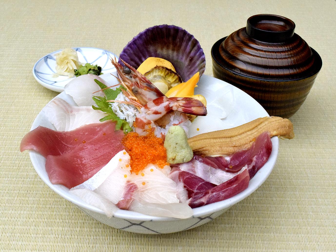 本日の海鮮丼