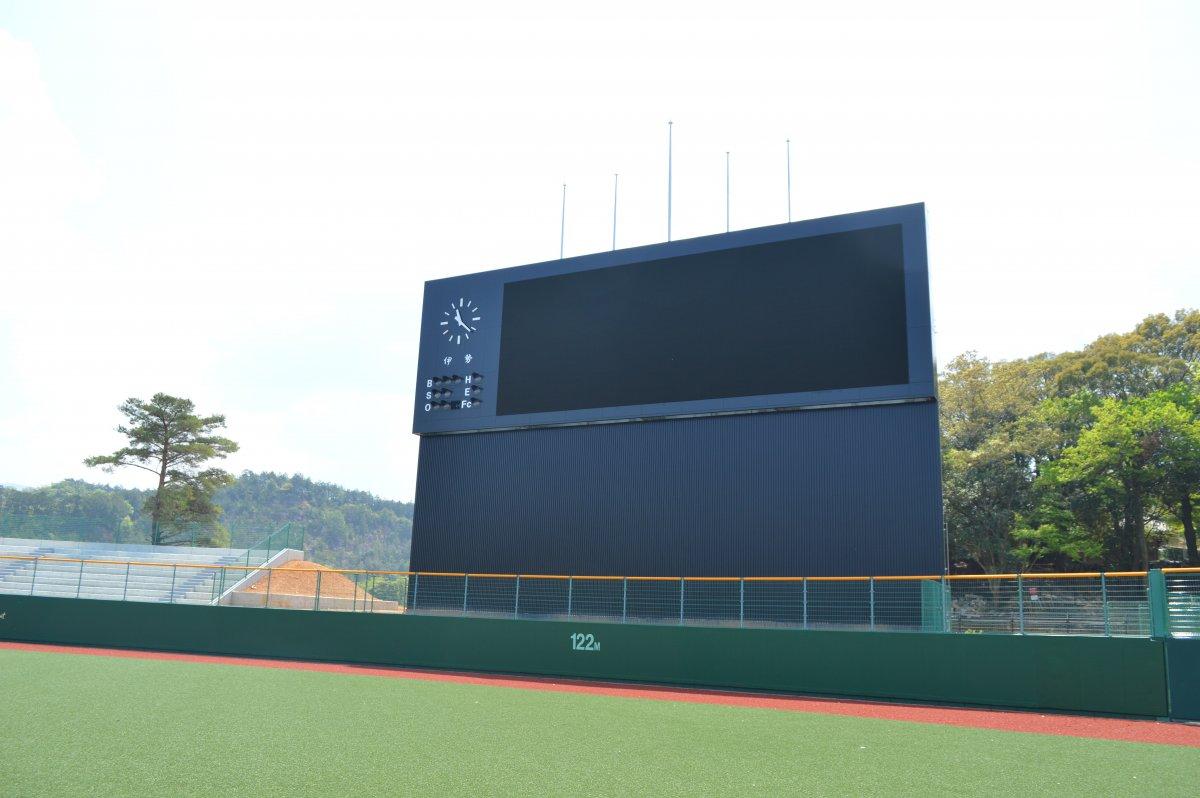 ダイムスタジアム伊勢（伊勢市倉田山公園野球場）-2