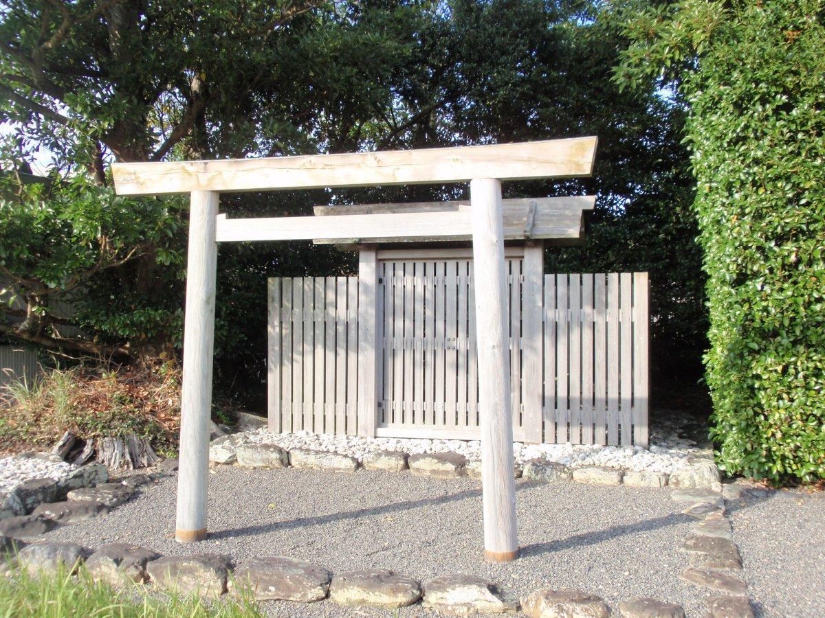 加努弥神社（伊勢神宮　内宮末社）-0