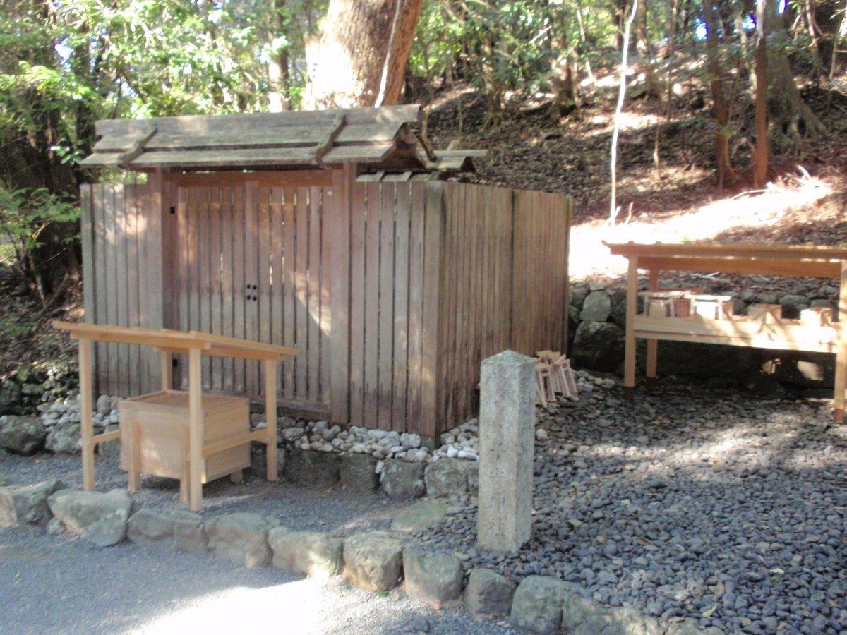 子安神社（伊勢神宮　内宮所管社）-0